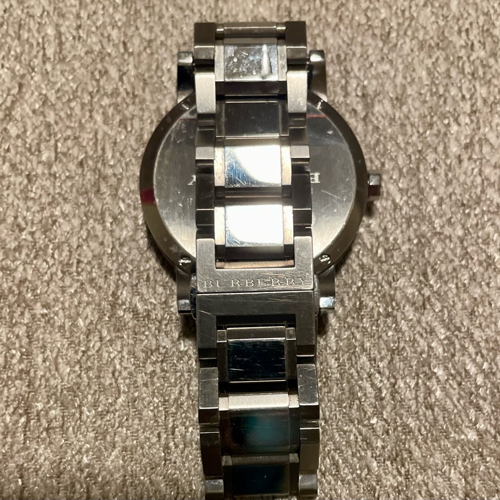 Silver Burberry Watch Swiss Made - Picture 4 of 5